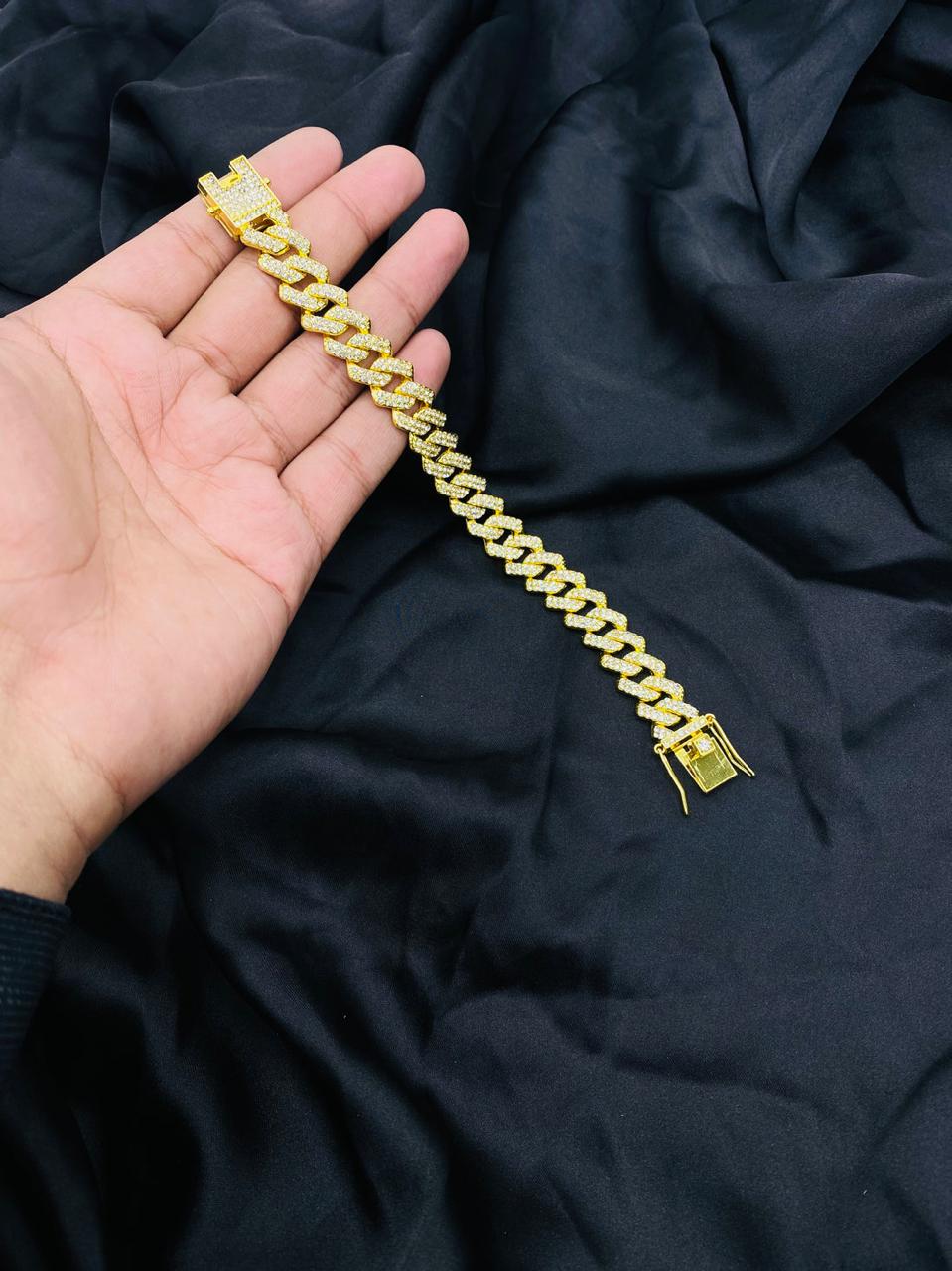 OnesWear Iced Stone braclet